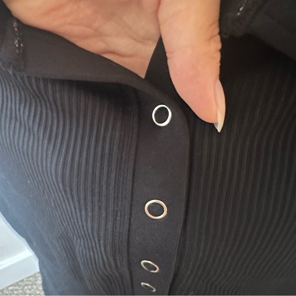 Black OQQ Romper - Picture 3 of 4